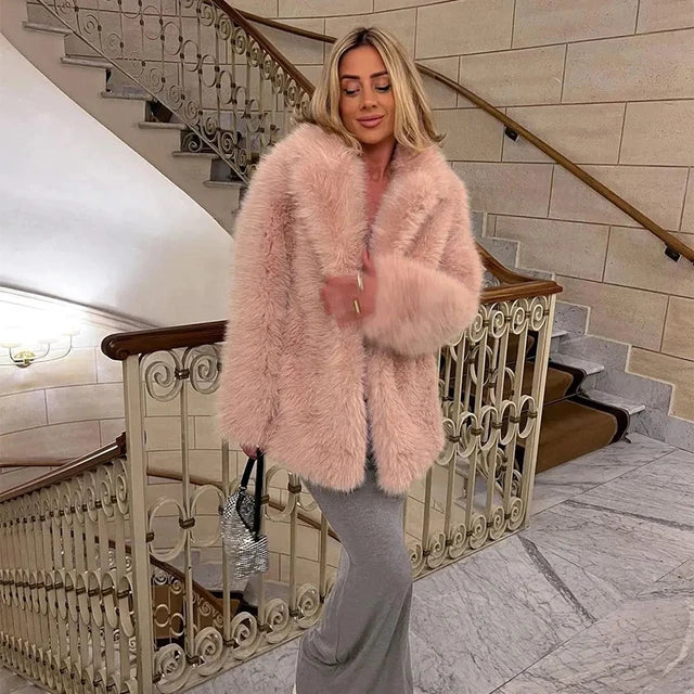 model pink fur coat