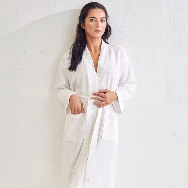 Women's Long Waffle Bathrobe, Kimono Style, Comfortable Luxurious Cotton Turkish Robe (White)